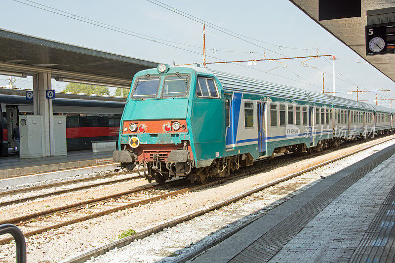 威尼斯火车站，Stazione di Venezia Santa Lucia